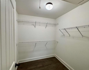 4668 Hidden Creek Drive - Photo Thumbnail 22