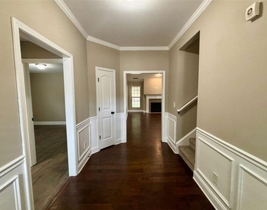 4668 Hidden Creek Drive - Photo Thumbnail 6