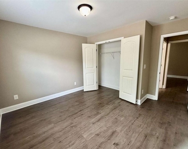 4668 Hidden Creek Drive - Photo Thumbnail 11