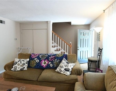 1604 Briarcliff Road - Photo Thumbnail 1