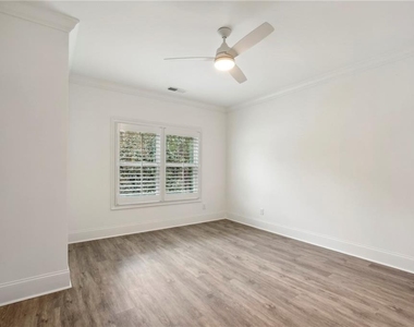 3750 Robinson Road Ne - Photo Thumbnail 41