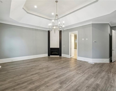 3750 Robinson Road Ne - Photo Thumbnail 31