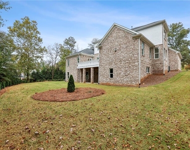 3750 Robinson Road Ne - Photo Thumbnail 52