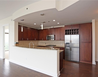 270 17th Street Nw - Photo Thumbnail 9