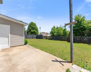 104 Jameston Drive - Photo Thumbnail 30
