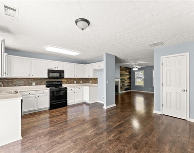 104 Jameston Drive - Photo Thumbnail 8