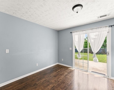 104 Jameston Drive - Photo Thumbnail 7