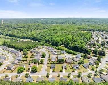 104 Jameston Drive - Photo Thumbnail 34