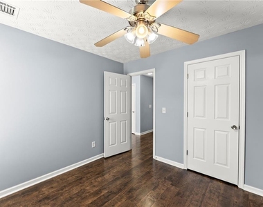 104 Jameston Drive - Photo Thumbnail 10