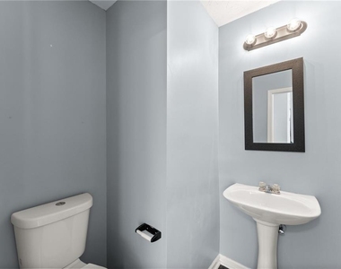 104 Jameston Drive - Photo Thumbnail 11