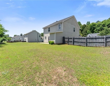 104 Jameston Drive - Photo Thumbnail 28