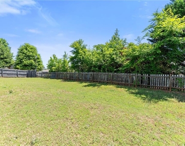 104 Jameston Drive - Photo Thumbnail 24