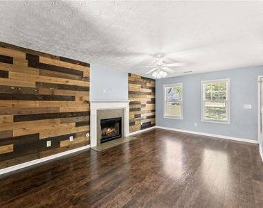 104 Jameston Drive - Photo Thumbnail 3