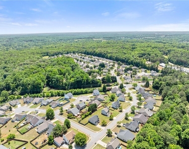 104 Jameston Drive - Photo Thumbnail 36