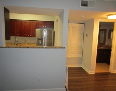 4003 Wingate Way - Photo Thumbnail 5