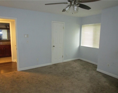 4003 Wingate Way - Photo Thumbnail 19