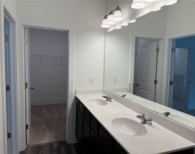 1682 Hannah Terrace Nw - Photo Thumbnail 11