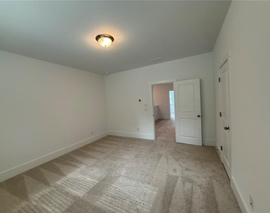 1682 Hannah Terrace Nw - Photo Thumbnail 7
