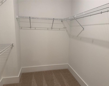 1682 Hannah Terrace Nw - Photo Thumbnail 12