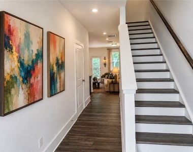 1682 Hannah Terrace Nw - Photo Thumbnail 2
