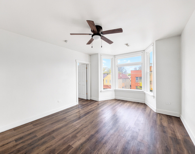 9046 S Brandon Avenue - Photo Thumbnail 2