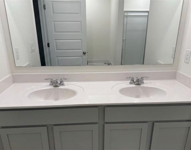 274 Canyon Ferry Way - Photo Thumbnail 4