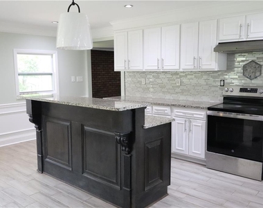 3432 Gilleland Circle - Photo Thumbnail 10