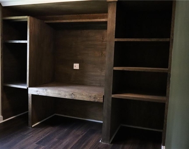 3432 Gilleland Circle - Photo Thumbnail 23