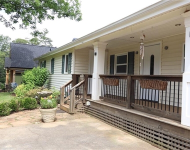3432 Gilleland Circle - Photo Thumbnail 5