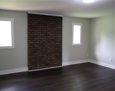 3432 Gilleland Circle - Photo Thumbnail 15