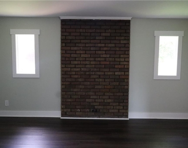 3432 Gilleland Circle - Photo Thumbnail 16