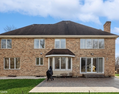 17w234 Massel Court - Photo Thumbnail 25
