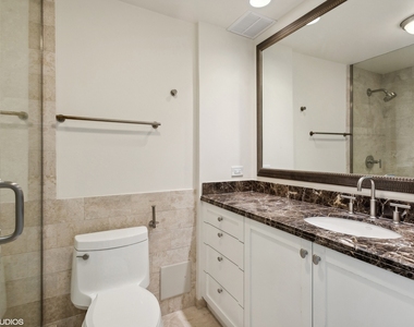 180 E Pearson Street - Photo Thumbnail 10
