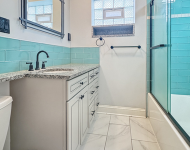 5322 W Cuyler Avenue - Photo Thumbnail 8