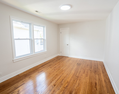 7212 S Euclid Avenue - Photo Thumbnail 12