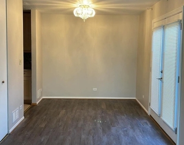 1015 Casa Drive - Photo Thumbnail 3