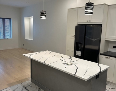 218 Washington Street - Photo Thumbnail 3