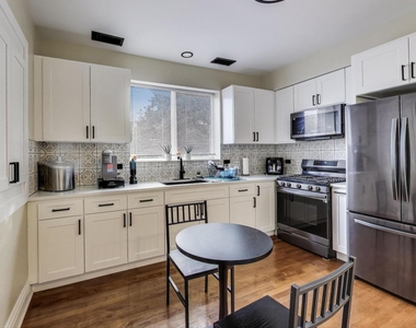 1337 S Austin Boulevard - Photo Thumbnail 12