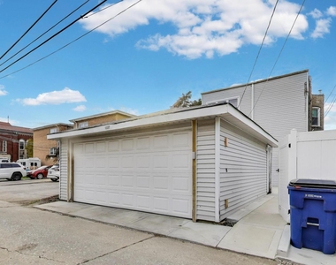 1337 S Austin Boulevard - Photo Thumbnail 18