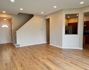 1617 Spaulding Road - Photo Thumbnail 2