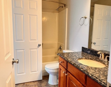 1617 Spaulding Road - Photo Thumbnail 9