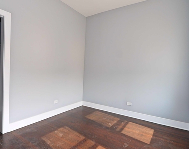 2858 S Saint Louis Avenue - Photo Thumbnail 6