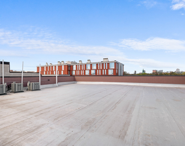 1331 W Taylor Street - Photo Thumbnail 14