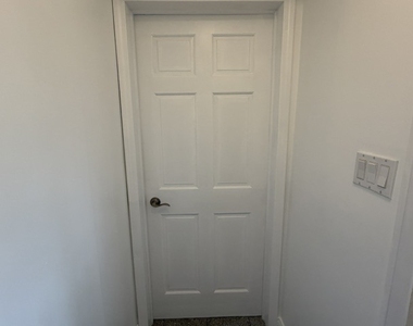 2140 W 23rd Street - Photo Thumbnail 3