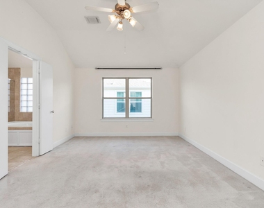 3627 Main Plaza Drive - Photo Thumbnail 23