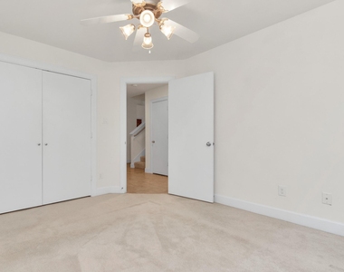 3627 Main Plaza Drive - Photo Thumbnail 4