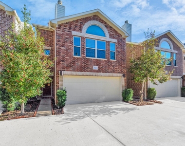 3627 Main Plaza Drive - Photo Thumbnail 1