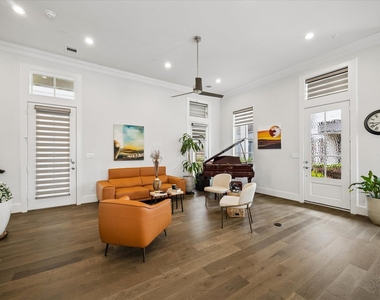 8741 Park Kolbe Lane - Photo Thumbnail 2