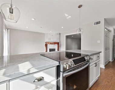 6351 Briar Rose Drive - Photo Thumbnail 12