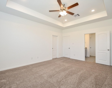 31322 Horseshoe Meadow Bend Lane - Photo Thumbnail 13
